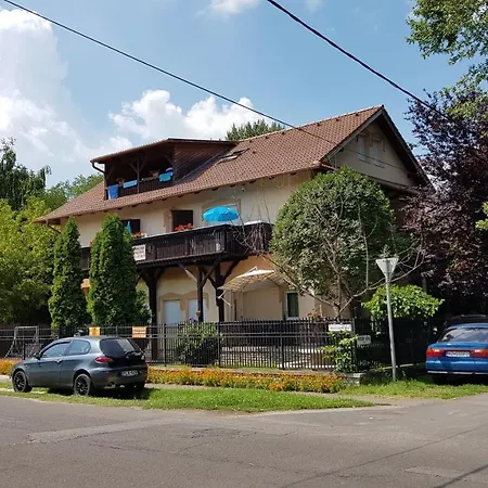 Mészöly Vendégház *